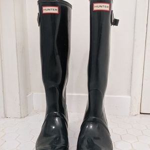 Hunter rain boots